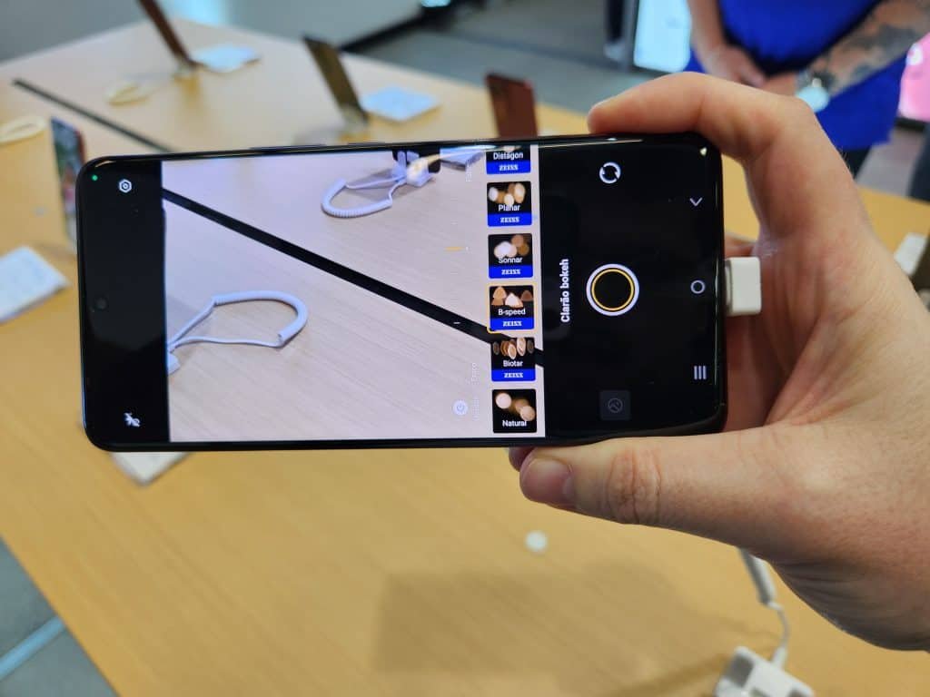 JOVI: gigante chinesa chega ao Brasil com dois smartphones