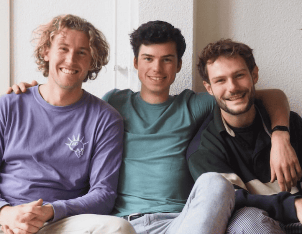 Jovens criam clube para apoiar “detox” das redes sociais