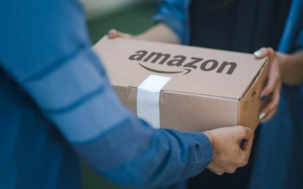 Amazon quer usar robôs humanoides para fazer entregas