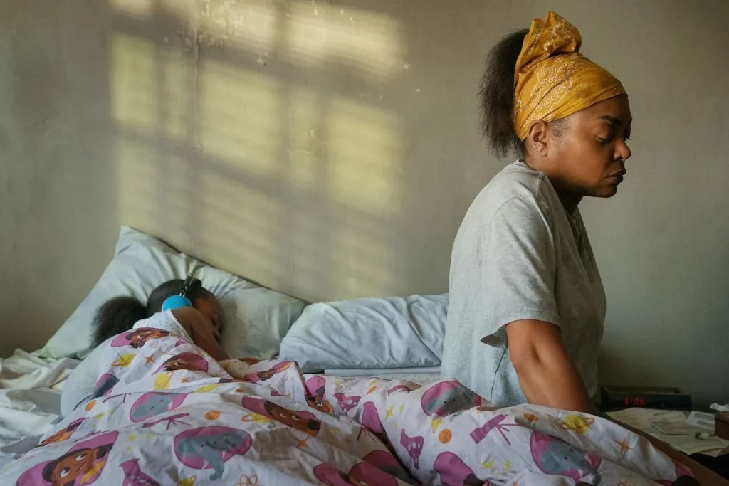 Conheça o suspense que é o novo filme hit global da Netflix: Até a Última Gota